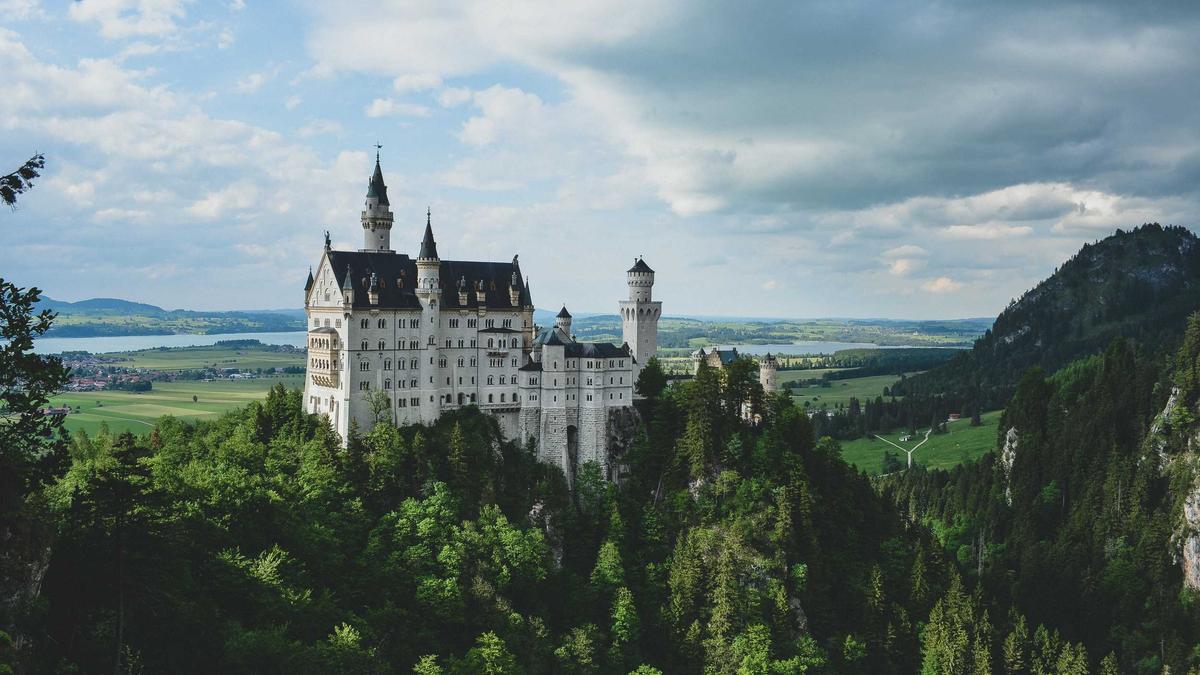 Surviving Your First Semester Studying Abroad
